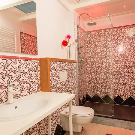 Paravia ゲストハウス フィレンツェ