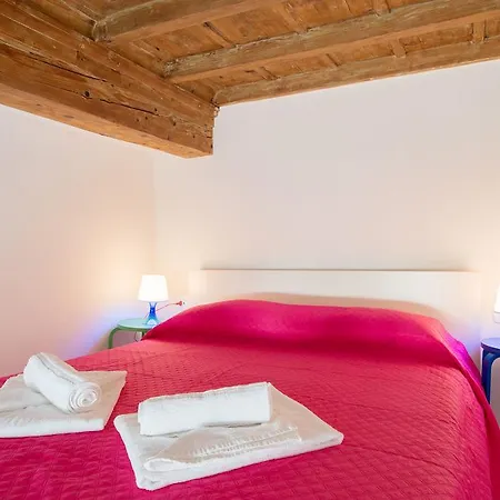 Paravia ゲストハウス フィレンツェ