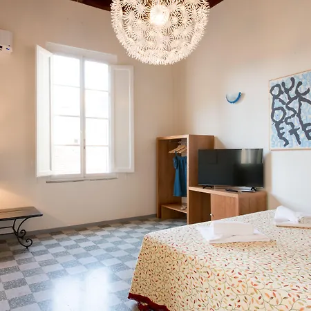 Paravia 게스트하우스